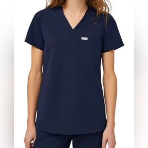 FIGS Catarina Scrub Top
